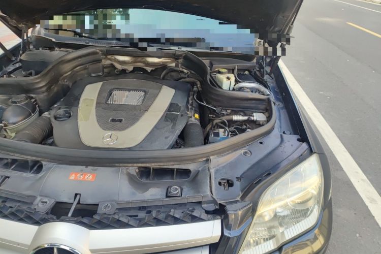 Used Mercedes-Benz GLK-Class 2011 GLK 300 4MATIC Dynamic Model Engine Bay Left