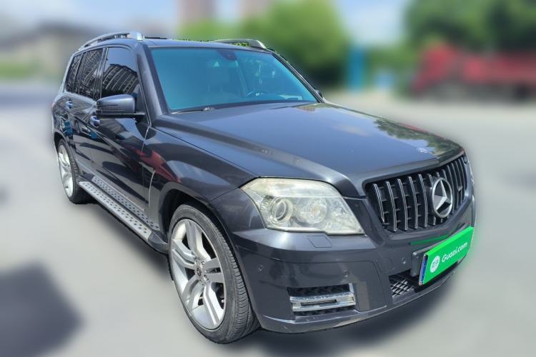 Used Mercedes-Benz GLK-Class 2011 GLK 350 4MATIC Front Right 45 Deg