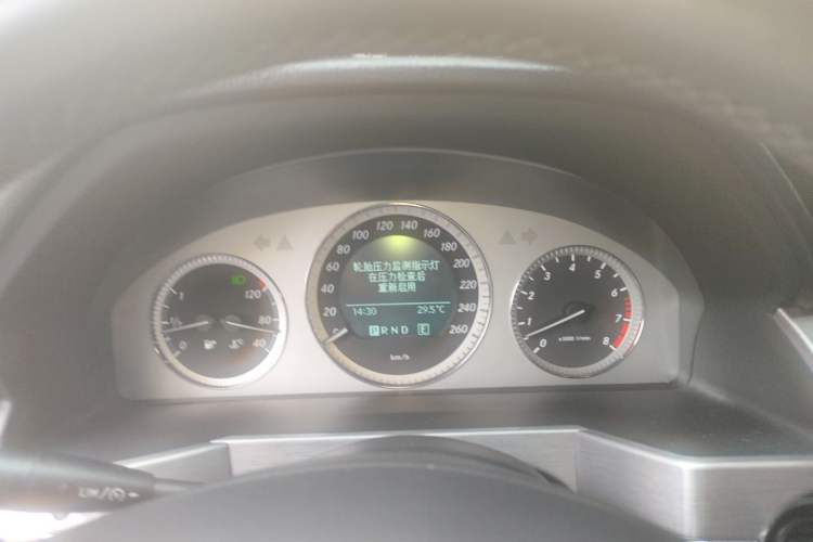 Used Mercedes-Benz GLK-Class 2011 GLK 300 4MATIC Dynamic Model Instrument Cluster