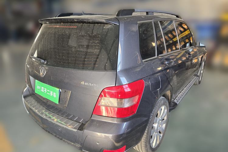 Used Mercedes-Benz GLK-Class 2011 GLK 300 4MATIC Dynamic Model Rear Right 45 Deg