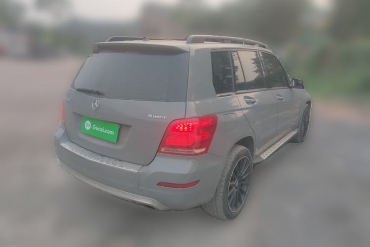 Used Mercedes-Benz GLK-Class 2011 GLK 300 4MATIC Dynamic Model Rear Right 45 Deg