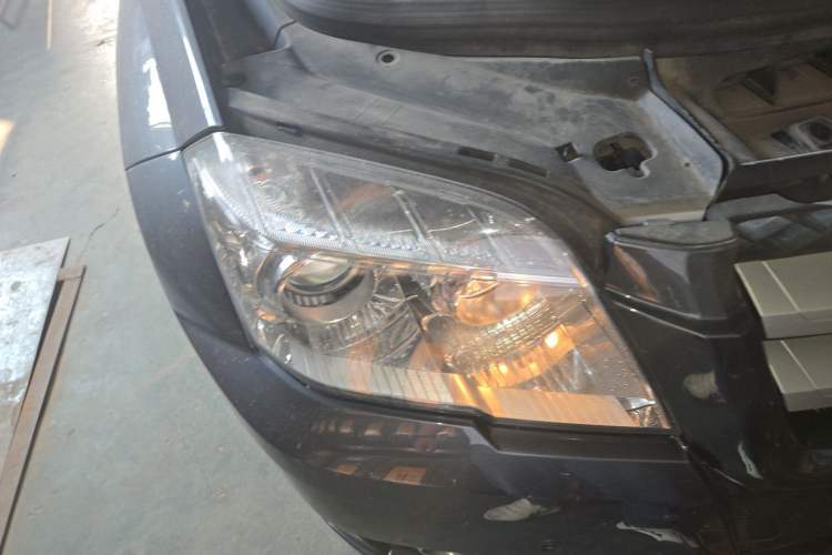 Used Mercedes-Benz GLK-Class 2011 GLK 300 4MATIC Dynamic Model Right Front Headlight