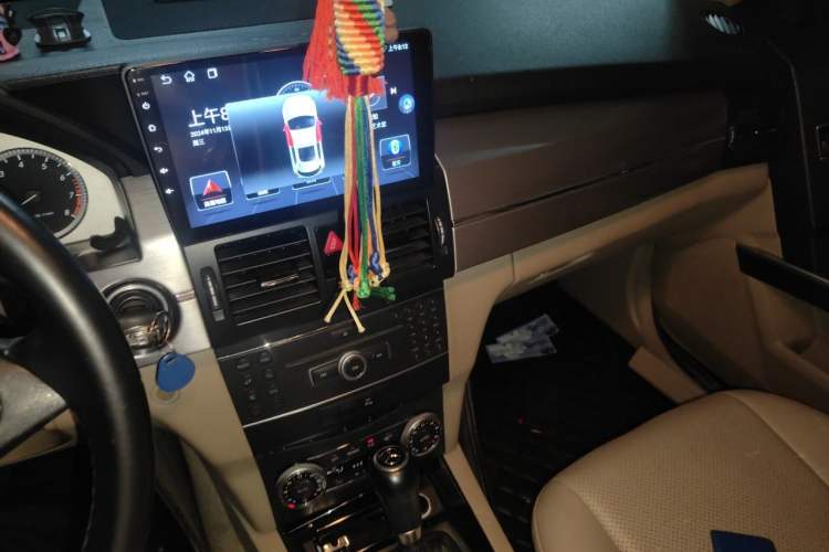 Used Mercedes-Benz GLK-Class 2011 GLK 300 4MATIC Fashion Model Audio And AC Panel