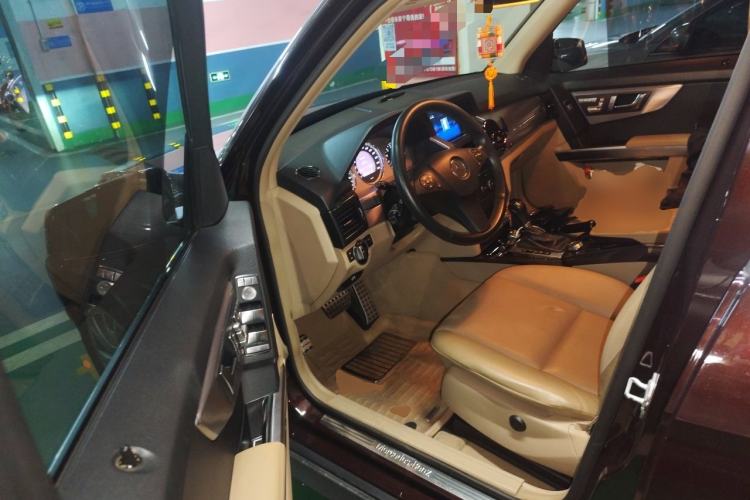 Used Mercedes-Benz GLK-Class 2011 GLK 300 4MATIC Dynamic Model Driver Seat