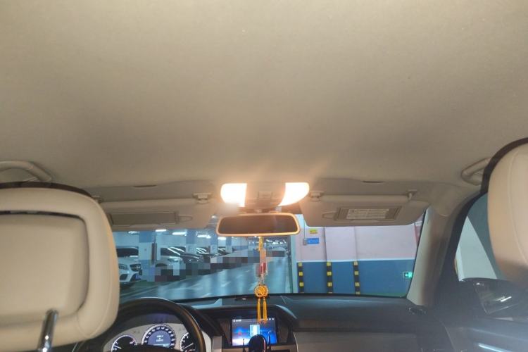 Used Mercedes-Benz GLK-Class 2011 GLK 300 4MATIC Dynamic Model Headliner