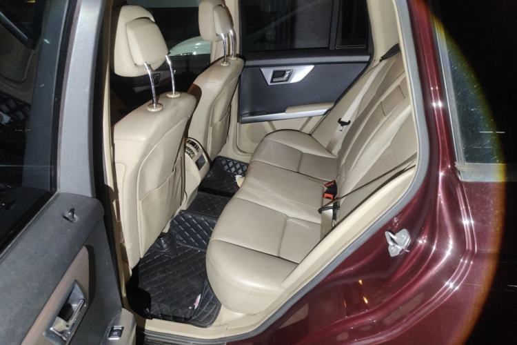 Used Mercedes-Benz GLK-Class 2011 GLK 300 4MATIC Fashion Model Left Rear Seat