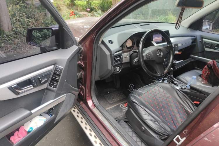 Used Mercedes-Benz GLK-Class 2011 GLK 300 4MATIC Fashion Model Driver Seat
