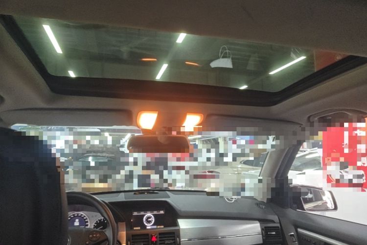Used Mercedes-Benz GLK-Class 2011 GLK 300 4MATIC Luxury Model Headliner