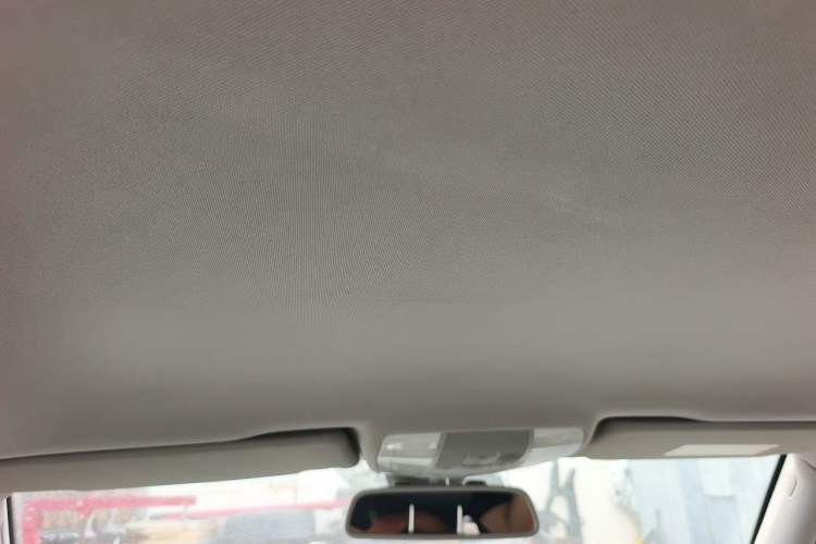Used Mercedes-Benz GLK-Class 2011 GLK 300 4MATIC Dynamic Model Headliner
