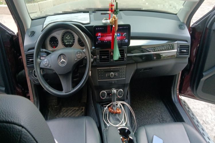 Used Mercedes-Benz GLK-Class 2011 GLK 300 4MATIC Fashion Model Interior 2