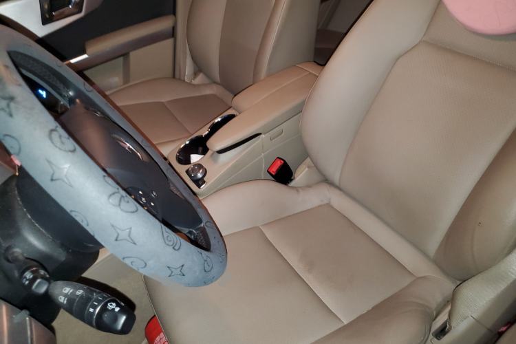 Used Mercedes-Benz GLK-Class 2011 GLK 300 4MATIC Dynamic Model Left Front Seat