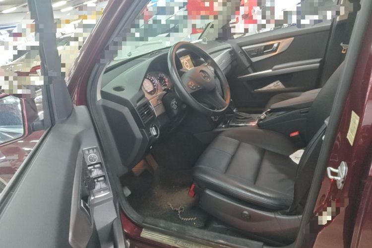 Used Mercedes-Benz GLK-Class 2011 GLK 300 4MATIC Luxury Model Left Front Seat