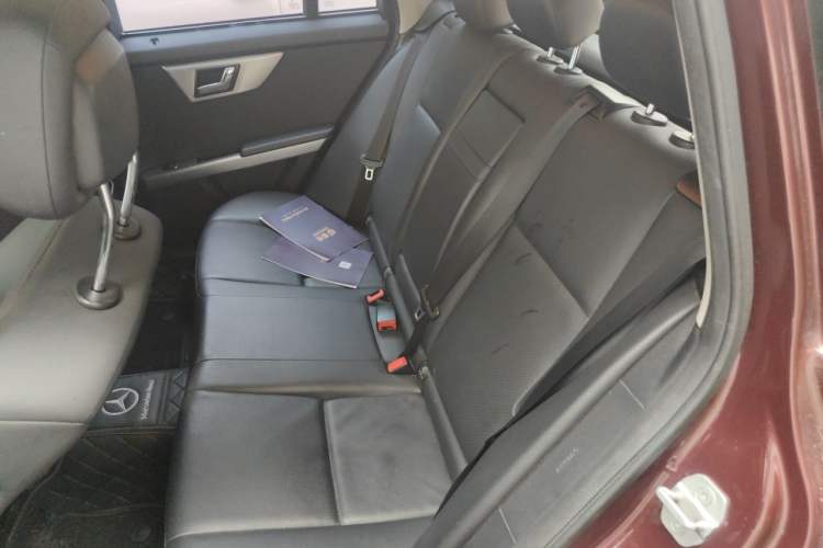 Used Mercedes-Benz GLK-Class 2011 GLK 300 4MATIC Fashion Model Left Rear Seat