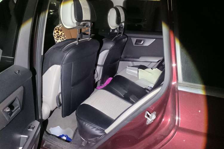 Used Mercedes-Benz GLK-Class 2011 GLK 300 4MATIC Luxury Model Left Rear Seat