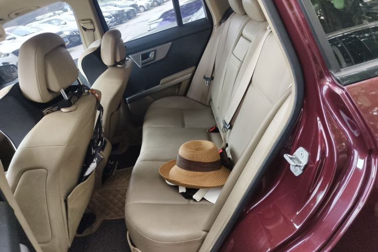 Used Mercedes-Benz GLK-Class 2011 GLK 300 4MATIC Dynamic Model Left Rear Seat