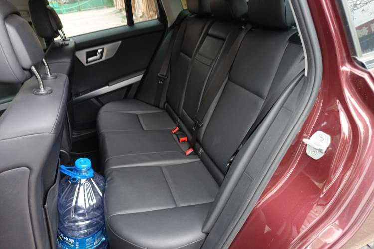 Used Mercedes-Benz GLK-Class 2011 GLK 300 4MATIC Dynamic Model Left Rear Seat