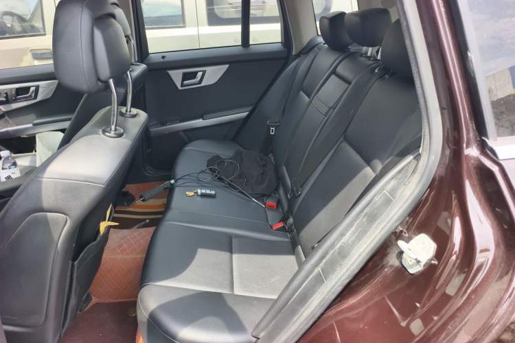 Used Mercedes-Benz GLK-Class 2011 GLK 300 4MATIC Dynamic Model Left Rear Seat