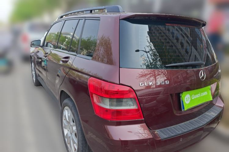 Used Mercedes-Benz GLK-Class 2011 GLK 300 4MATIC Fashion Model Rear Left 45 Deg