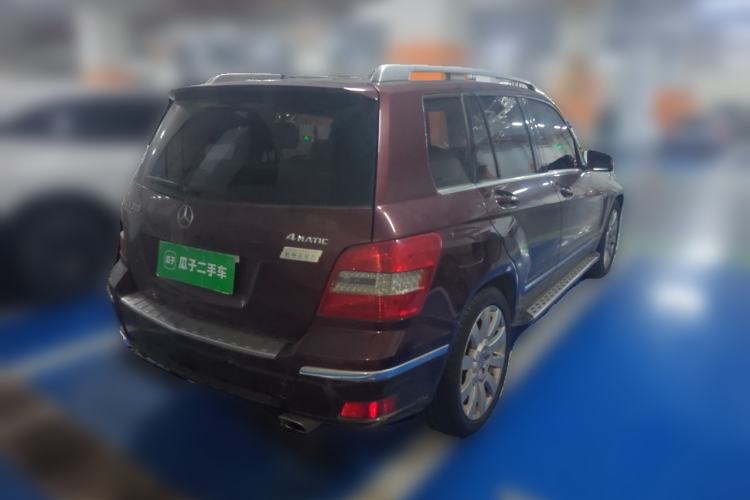 Used Mercedes-Benz GLK-Class 2011 GLK 300 4MATIC Luxury Model Rear Right 45 Deg