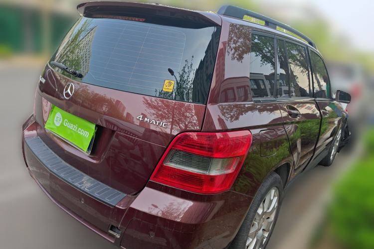 Used Mercedes-Benz GLK-Class 2011 GLK 300 4MATIC Fashion Model Rear Right 45 Deg