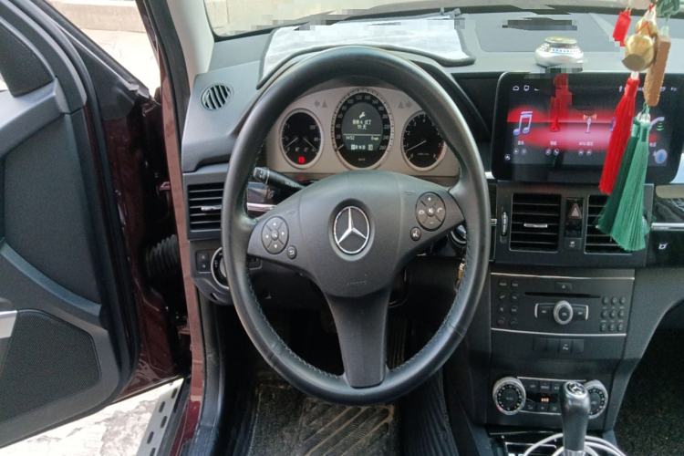 Used Mercedes-Benz GLK-Class 2011 GLK 300 4MATIC Fashion Model Steering Wheel