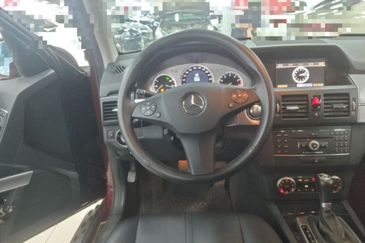 Used Mercedes-Benz GLK-Class 2011 GLK 300 4MATIC Luxury Model Steering Wheel