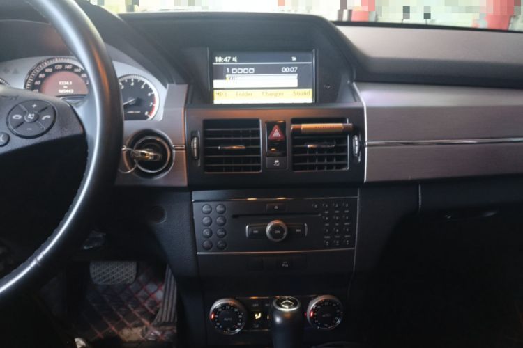 Used Mercedes-Benz GLK-Class 2011 GLK 300 4MATIC Dynamic Model Audio And AC Panel