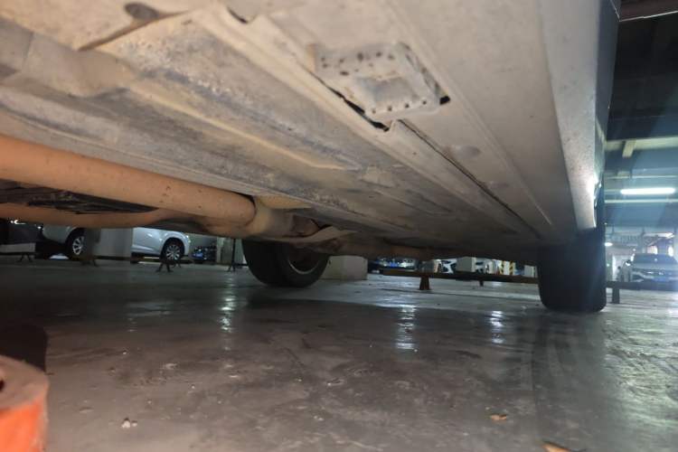 Used Mercedes-Benz GLK-Class 2011 GLK 300 4MATIC Dynamic Model Chassis Front Left