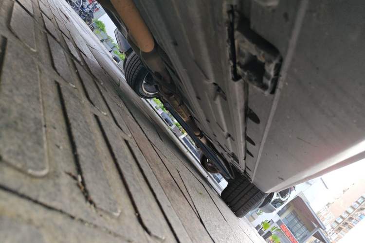 Used Mercedes-Benz GLK-Class 2011 GLK 300 4MATIC Fashion Model Chassis Front Left