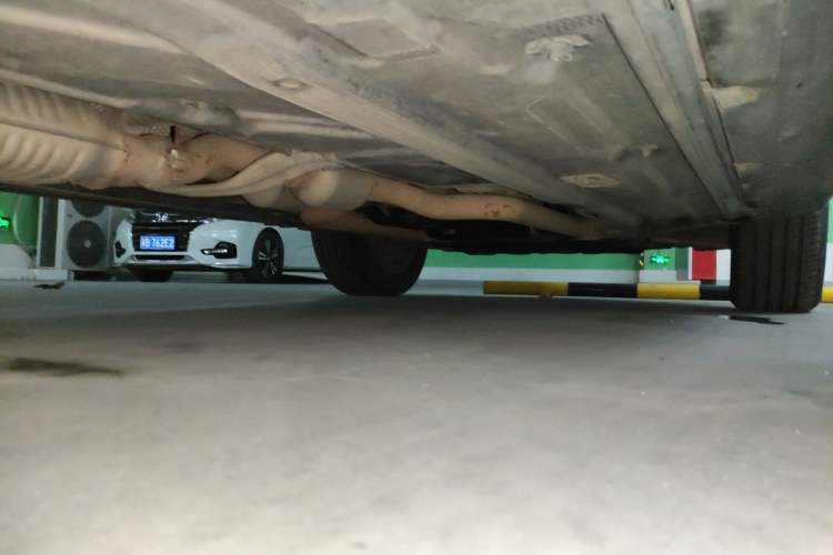 Used Mercedes-Benz GLK-Class 2011 GLK 300 4MATIC Dynamic Model Chassis Rear Right