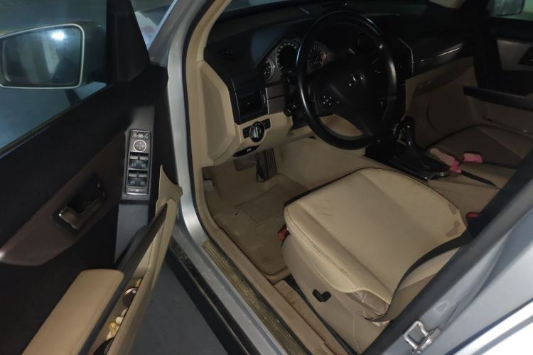 Used Mercedes-Benz GLK-Class 2011 GLK 300 4MATIC Dynamic Model Driver Seat