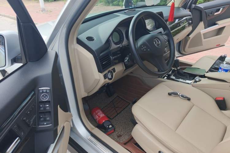 Used Mercedes-Benz GLK-Class 2011 GLK 300 4MATIC Fashion Model Driver Seat