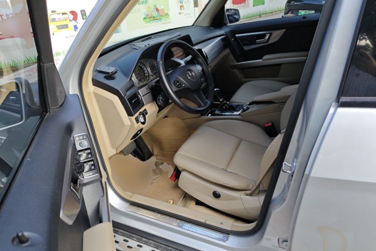 Used Mercedes-Benz GLK-Class 2011 GLK 300 4MATIC Fashion Model Driver Seat