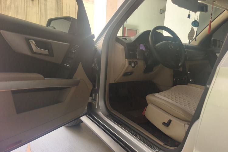 Used Mercedes-Benz GLK-Class 2011 GLK 300 4MATIC Dynamic Model Driver Seat