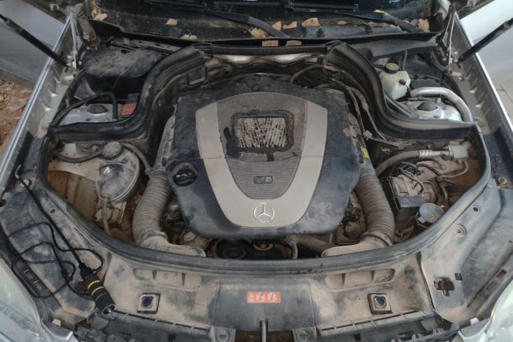 Used Mercedes-Benz GLK-Class 2011 GLK 300 4MATIC Dynamic Model Engine Bay