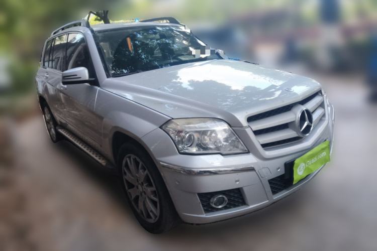 Used Mercedes-Benz GLK-Class 2011 GLK 300 4MATIC Dynamic Model Front Right 45 Deg