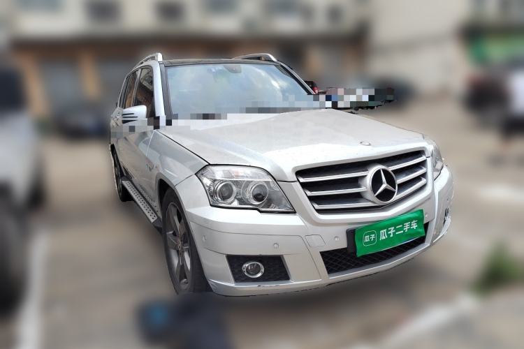 Used Mercedes-Benz GLK-Class 2011 GLK 300 4MATIC Fashion Model Front Right 45 Deg