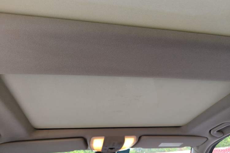 Used Mercedes-Benz GLK-Class 2011 GLK 300 4MATIC Fashion Model Headliner