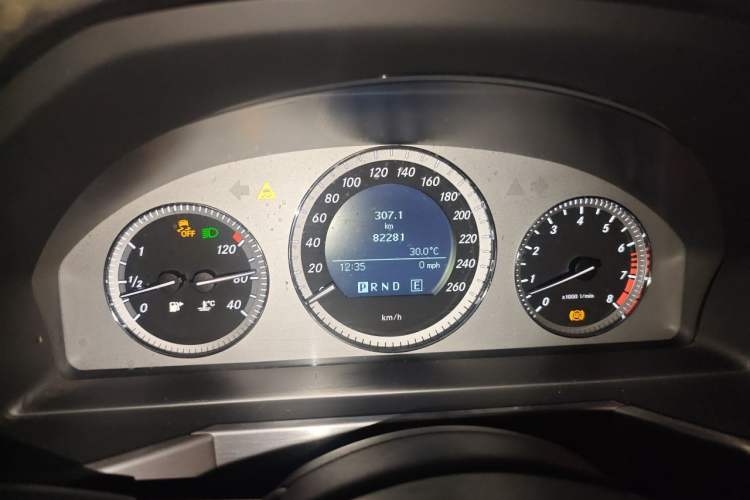 Used Mercedes-Benz GLK-Class 2011 GLK 300 4MATIC Dynamic Model Instrument Cluster