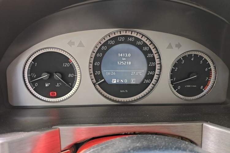 Used Mercedes-Benz GLK-Class 2011 GLK 300 4MATIC Fashion Model Instrument Cluster