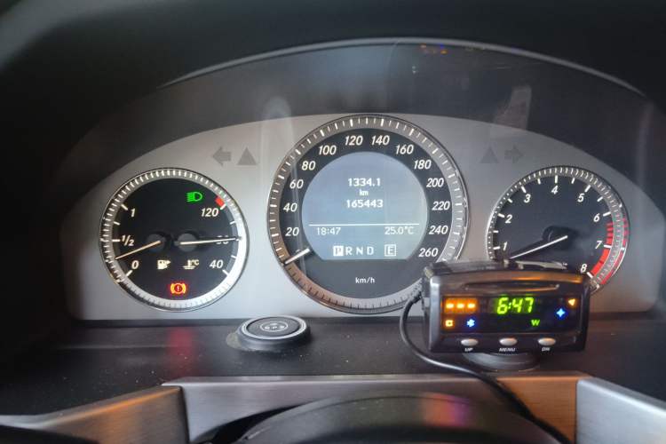 Used Mercedes-Benz GLK-Class 2011 GLK 300 4MATIC Dynamic Model Instrument Cluster