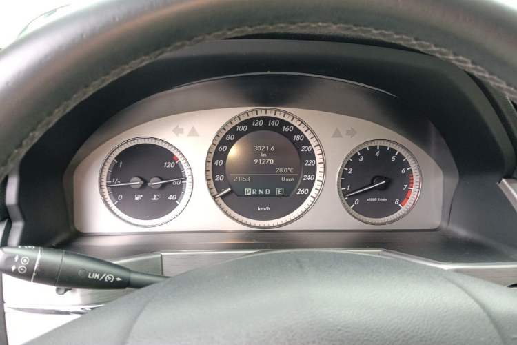 Used Mercedes-Benz GLK-Class 2011 GLK 300 4MATIC Fashion Model Instrument Cluster