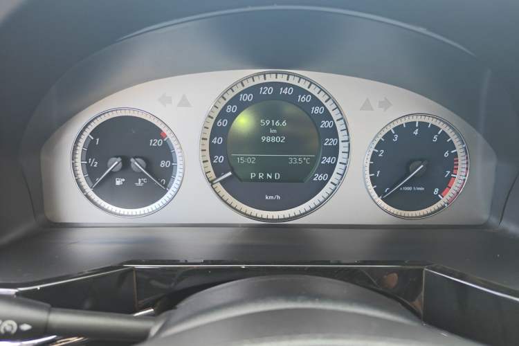 Used Mercedes-Benz GLK-Class 2011 GLK 300 4MATIC Fashion Model Instrument Cluster