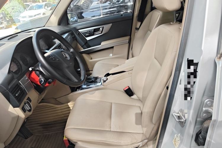 Used Mercedes-Benz GLK-Class 2011 GLK 300 4MATIC Fashion Model Left Front Seat