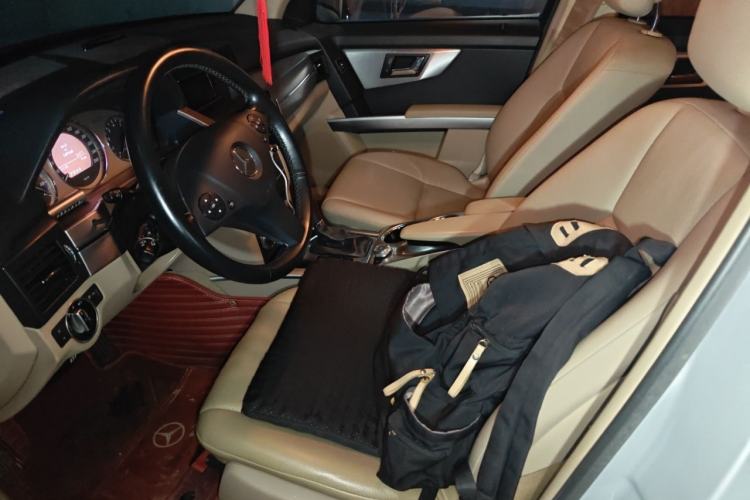 Used Mercedes-Benz GLK-Class 2011 GLK 300 4MATIC Dynamic Model Left Front Seat