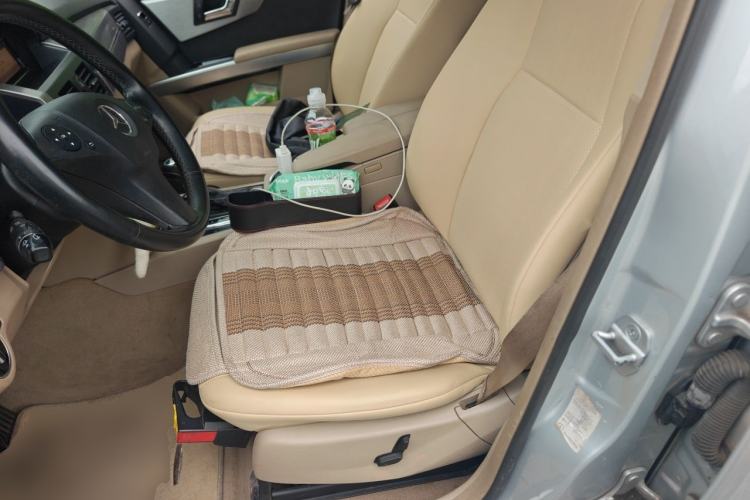 Used Mercedes-Benz GLK-Class 2011 GLK 300 4MATIC Dynamic Model Left Front Seat