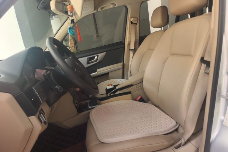 Used Mercedes-Benz GLK-Class 2011 GLK 300 4MATIC Dynamic Model Left Front Seat