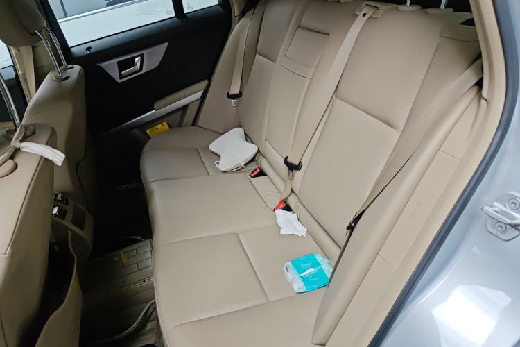 Used Mercedes-Benz GLK-Class 2011 GLK 300 4MATIC Dynamic Model Left Rear Seat