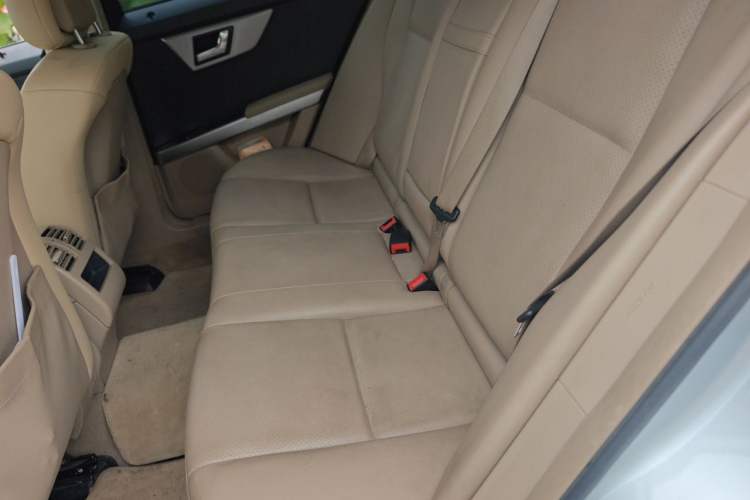 Used Mercedes-Benz GLK-Class 2011 GLK 300 4MATIC Dynamic Model Left Rear Seat