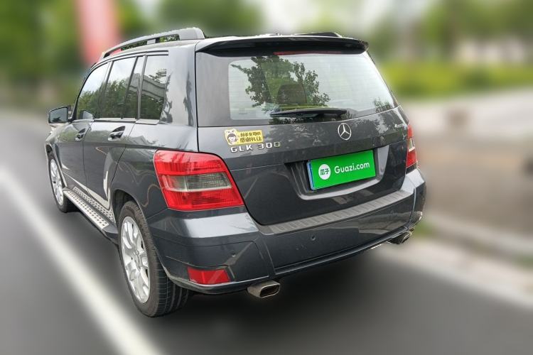 Used Mercedes-Benz GLK-Class 2011 GLK 300 4MATIC Fashion Model Rear Left 45 Deg